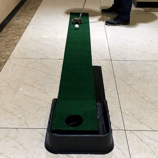 Démonstration du tapis de putting en usage réel